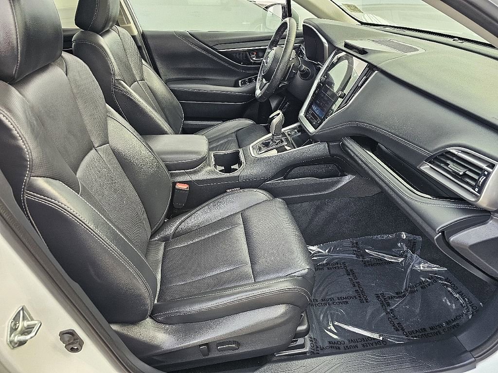 Used 2022 Subaru Outback Limited image 19