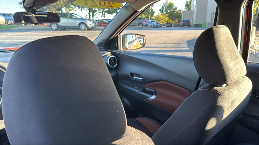 Used 2021 Nissan Kicks SR FWD image 30