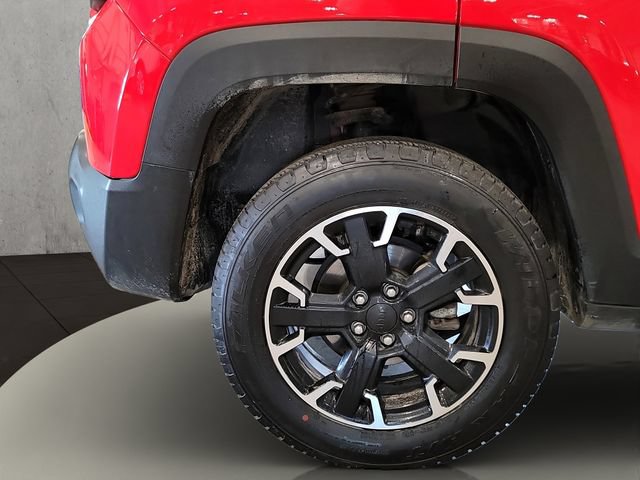 Used 2023 Jeep Renegade Trailhawk w/ Trailer Tow Group AWD/4WD image 29