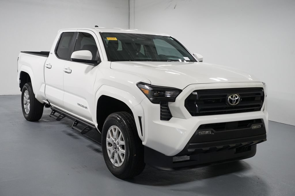 Certified 2026 Toyota Tacoma SR5 RWD image 3