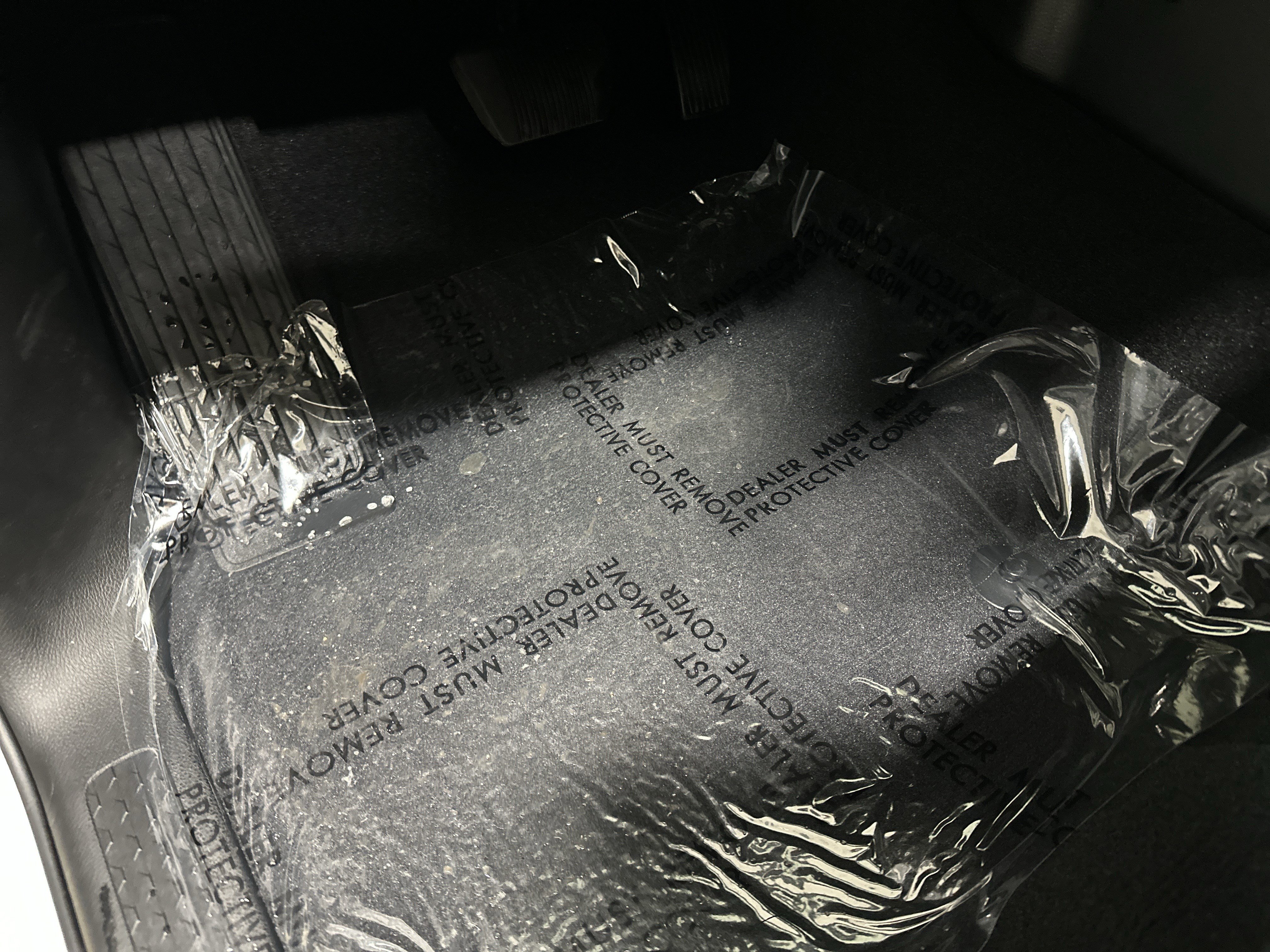 Used 2026 RAM 1500 Laramie w/ Sport Appearance Package image 17