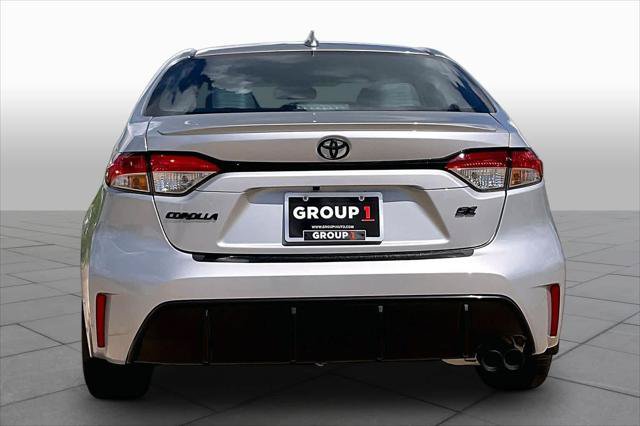 Certified 2026 Toyota Corolla SE FWD image 5