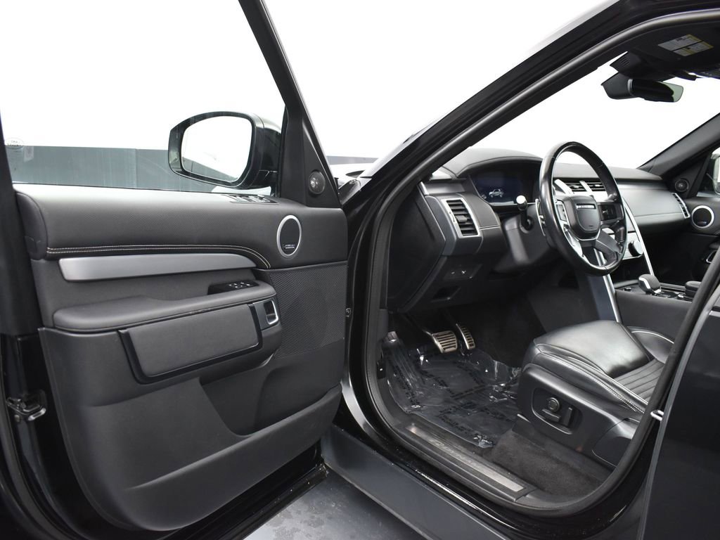 Used 2022 Land Rover Discovery HSE R-Dynamic image 7