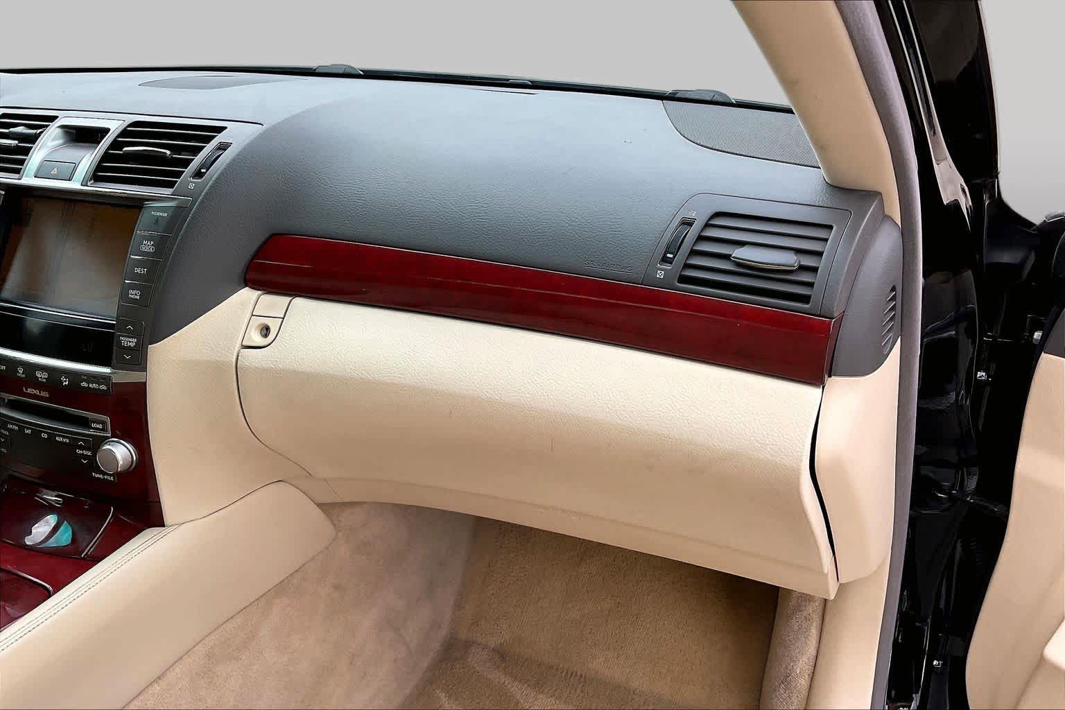 Used 2012 Lexus LS 460 w/ Comfort Pkg RWD image 16