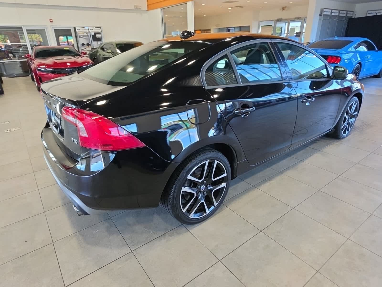 Used 2018 Volvo S60 T5 Dynamic w/ Protection Package AWD/4WD image 6