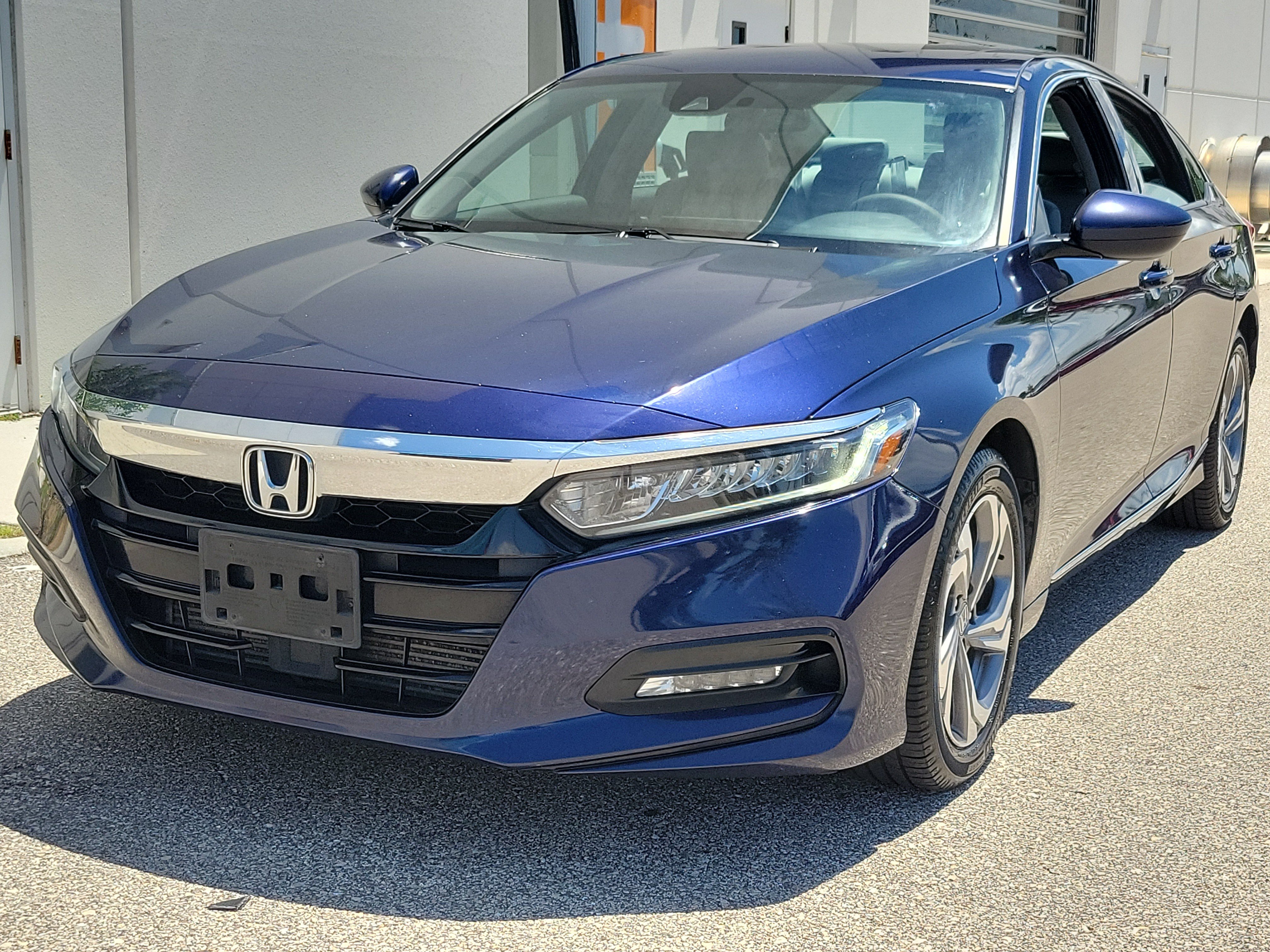 Used 2020 Honda Accord EX image 3