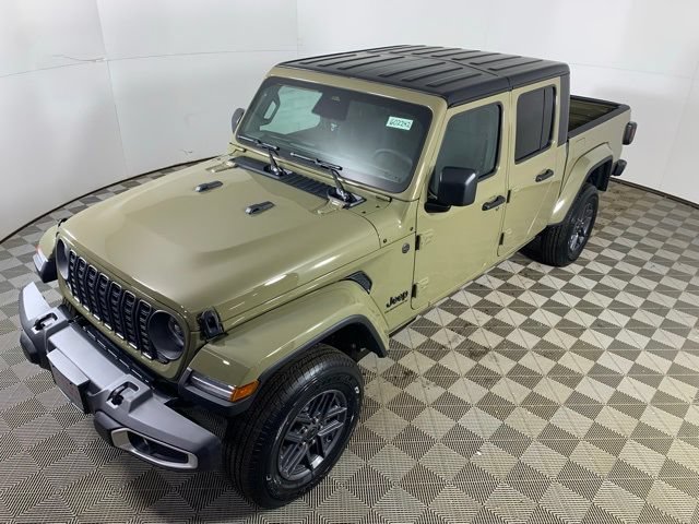 New 2026 Jeep Gladiator Sport AWD/4WD image 7