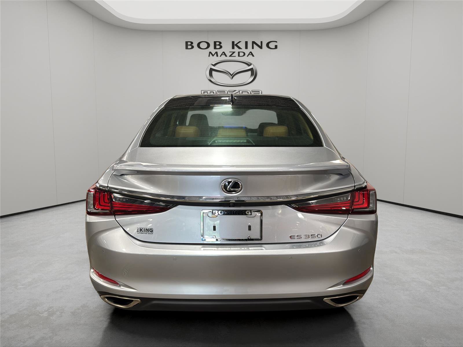 Used 2024 Lexus ES 350 Ultra Luxury w/ Accessory Package (Z2) FWD image 4