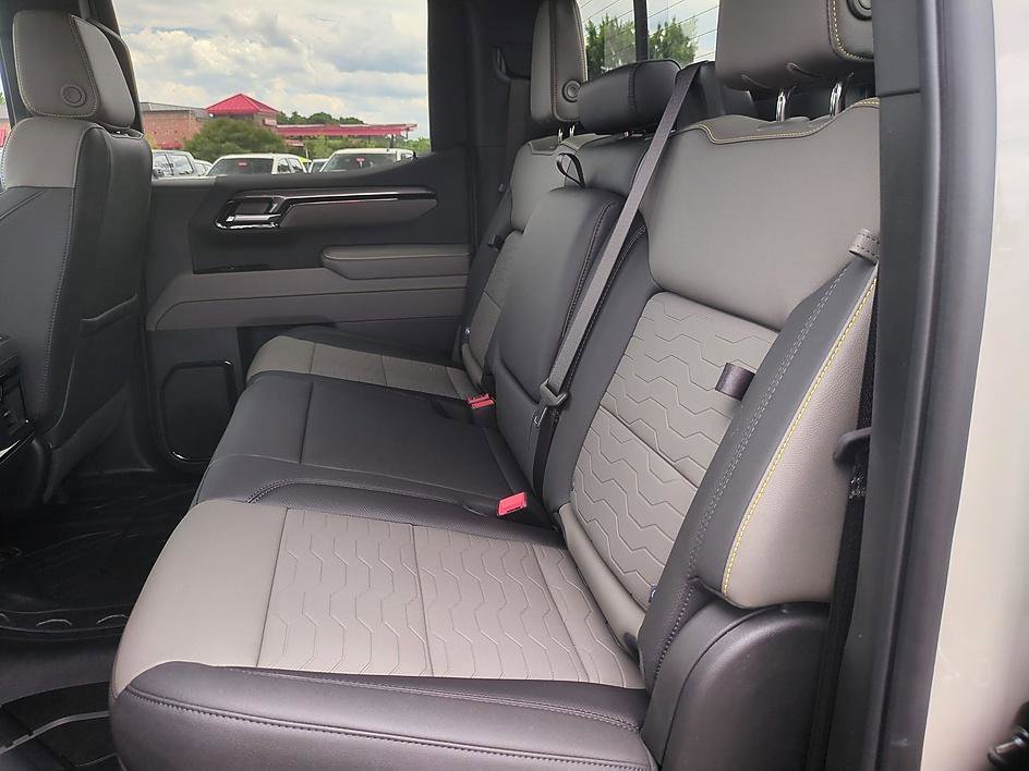 New 2026 Chevrolet Silverado 1500 ZR2 AWD/4WD image 29