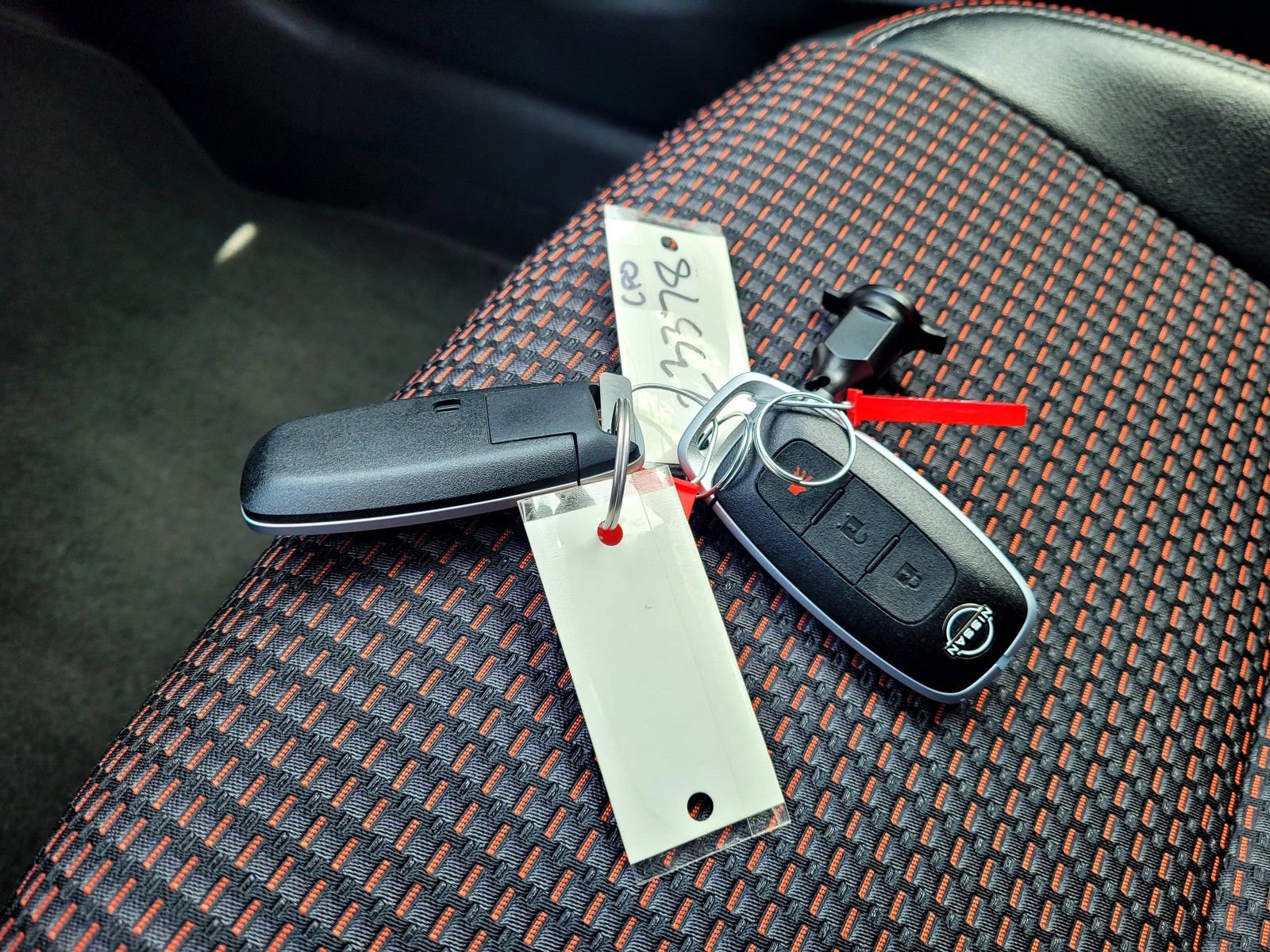 Used 2025 Nissan Kicks SR FWD image 34