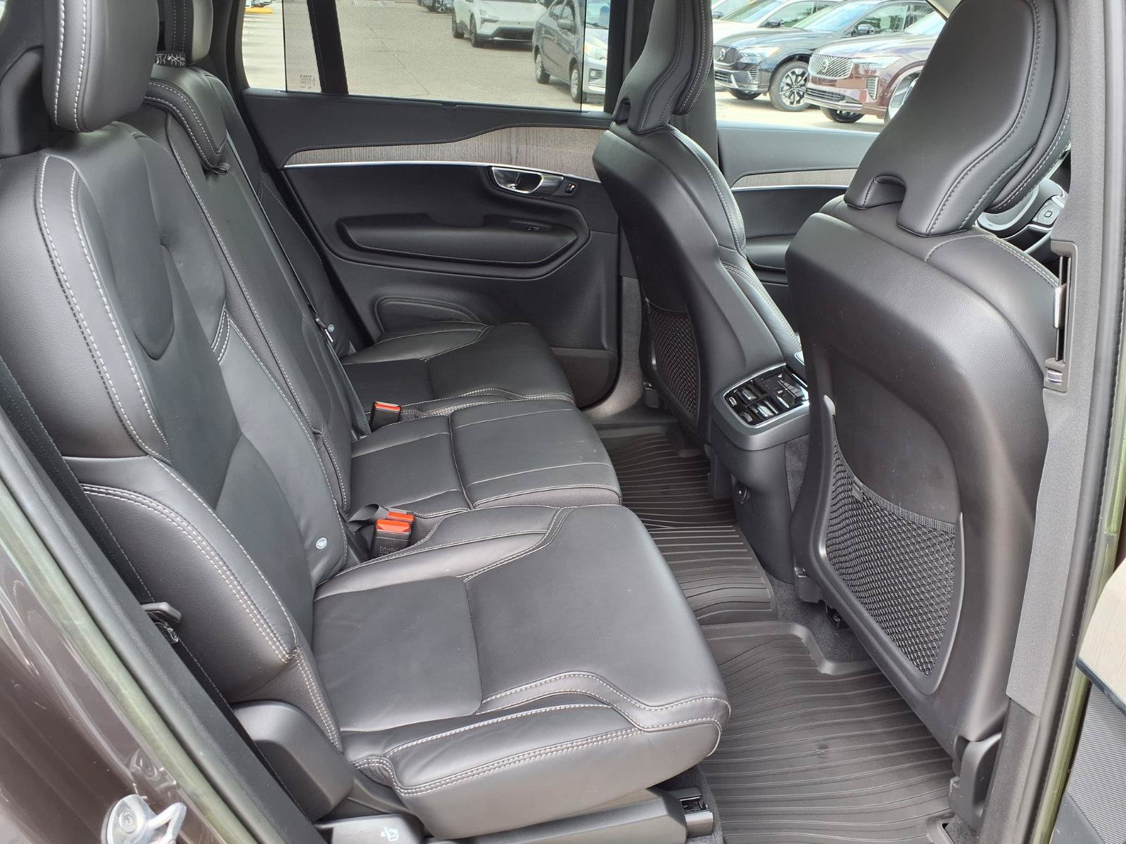 Certified 2023 Volvo XC90 B6 Ultimate w/ Protection Package Premier AWD/4WD image 15