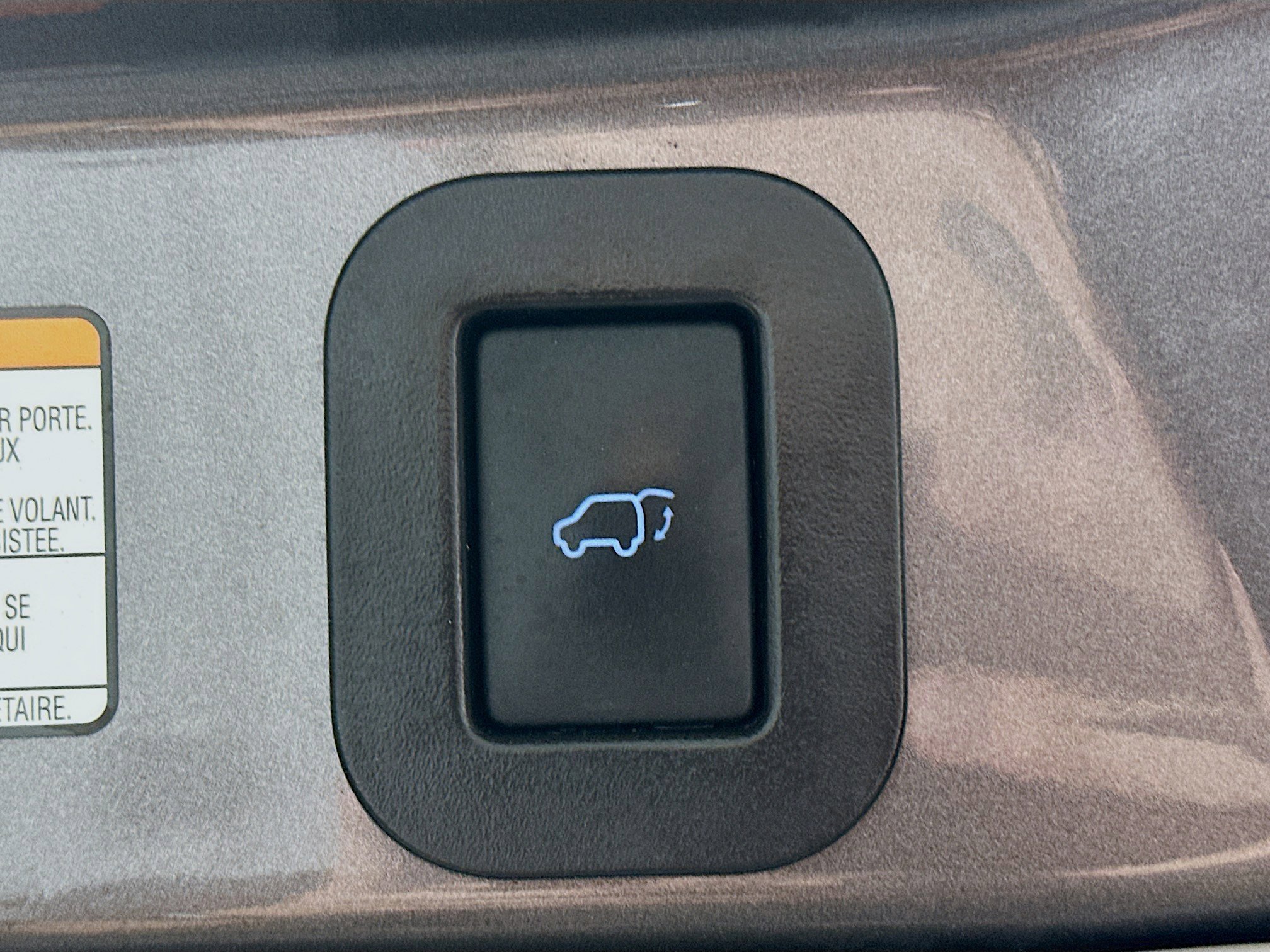 Used 2015 Toyota Sienna XLE w/ XLE Navigation Package image 30