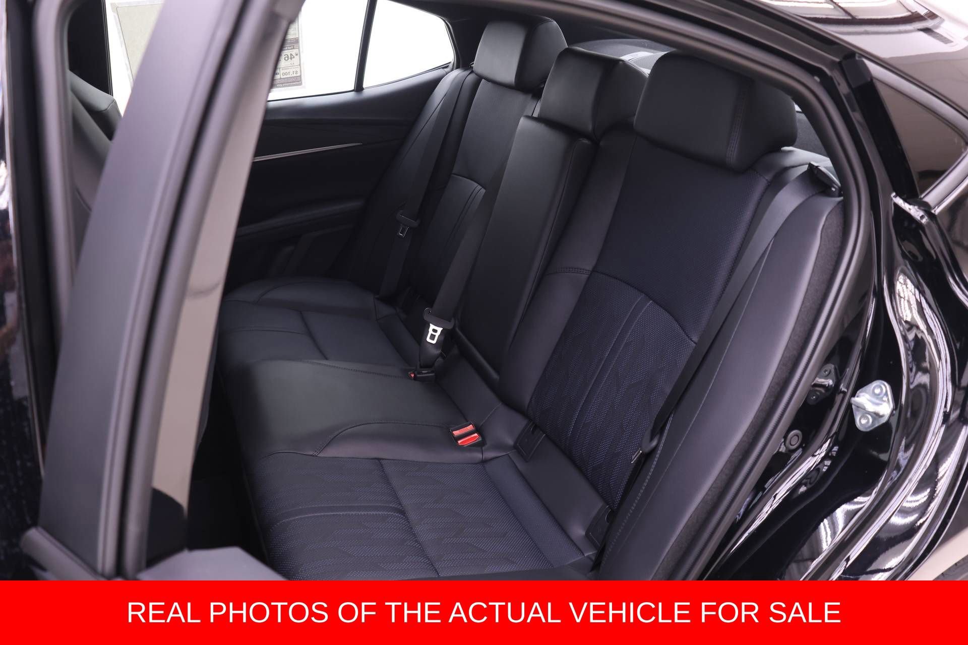 Used 2026 Toyota Camry SE image 9