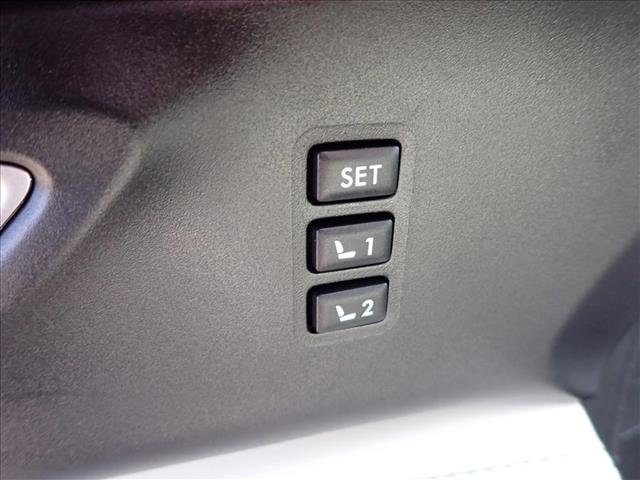 Used 2023 Subaru Ascent Limited w/ Technology Package image 16