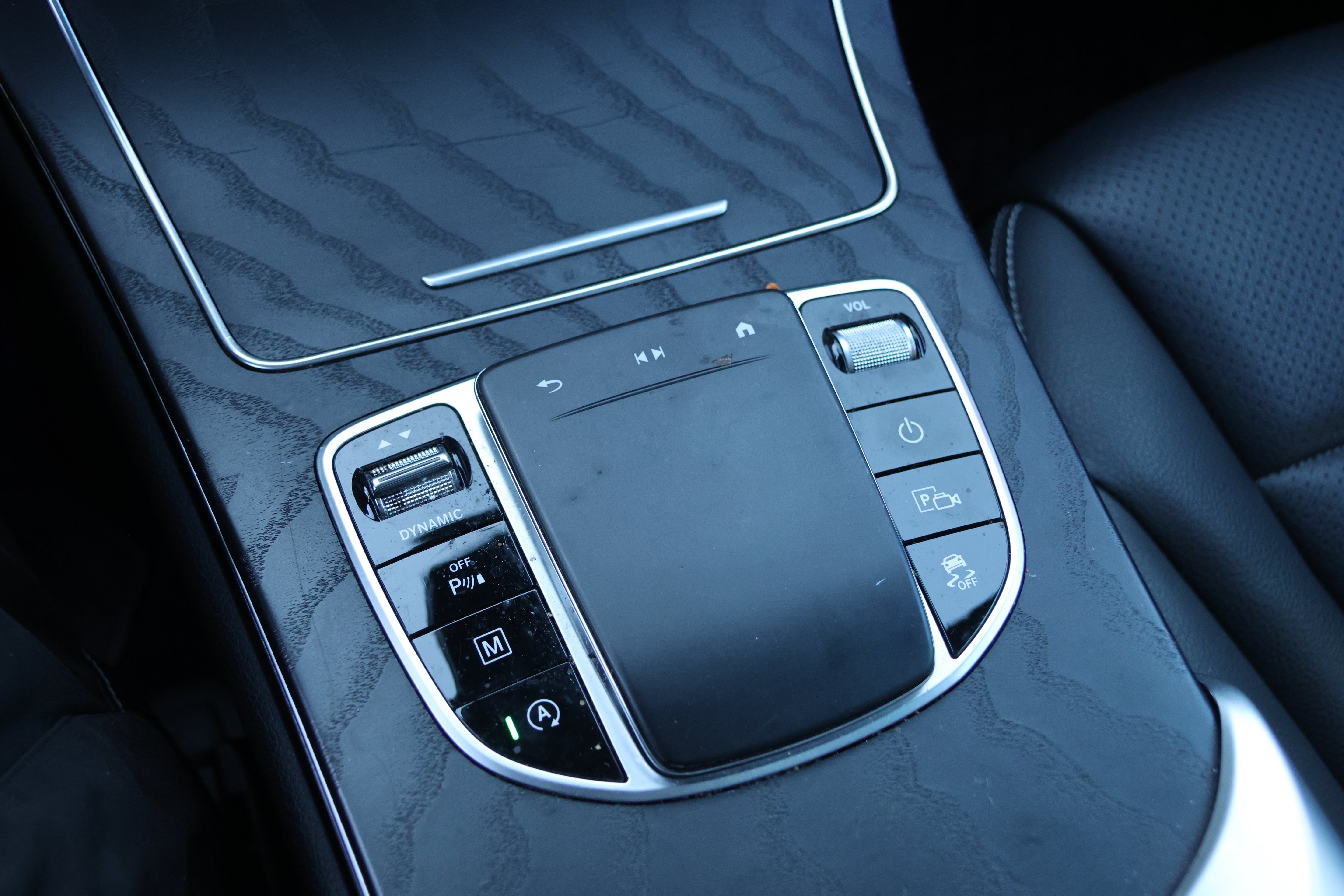 Used 2022 Mercedes-Benz GLC 300 image 25