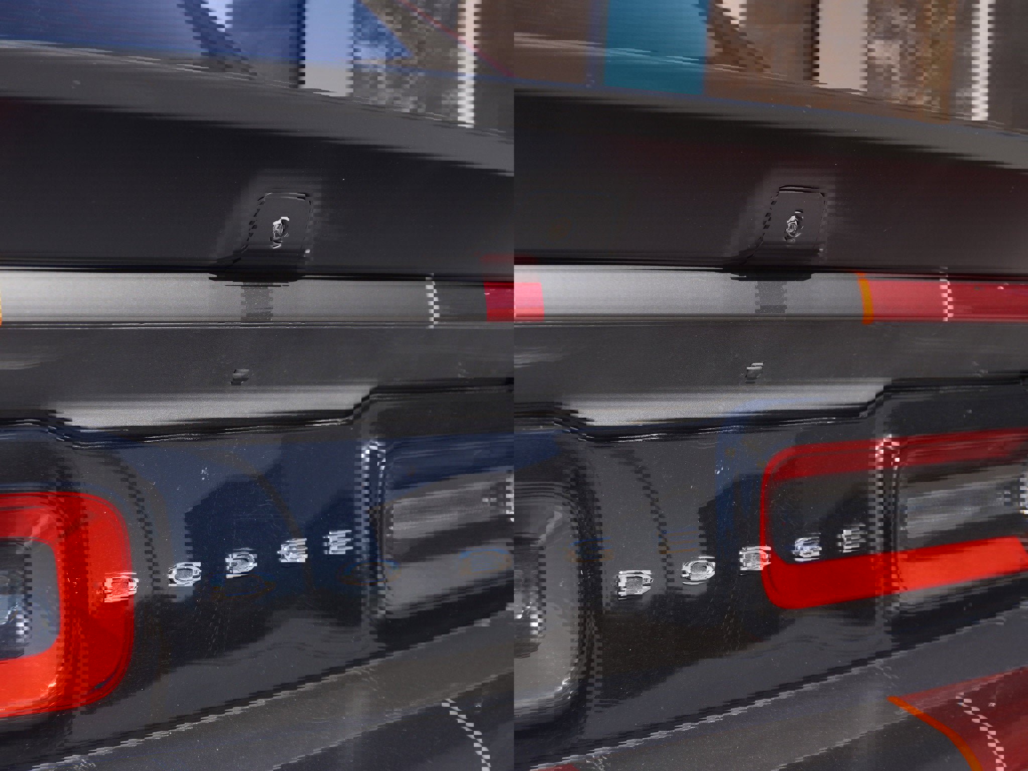 Used 2019 Dodge Challenger SRT Hellcat Redeye image 19