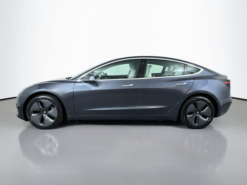 Used 2019 Tesla Model 3 Standard Range RWD image 8