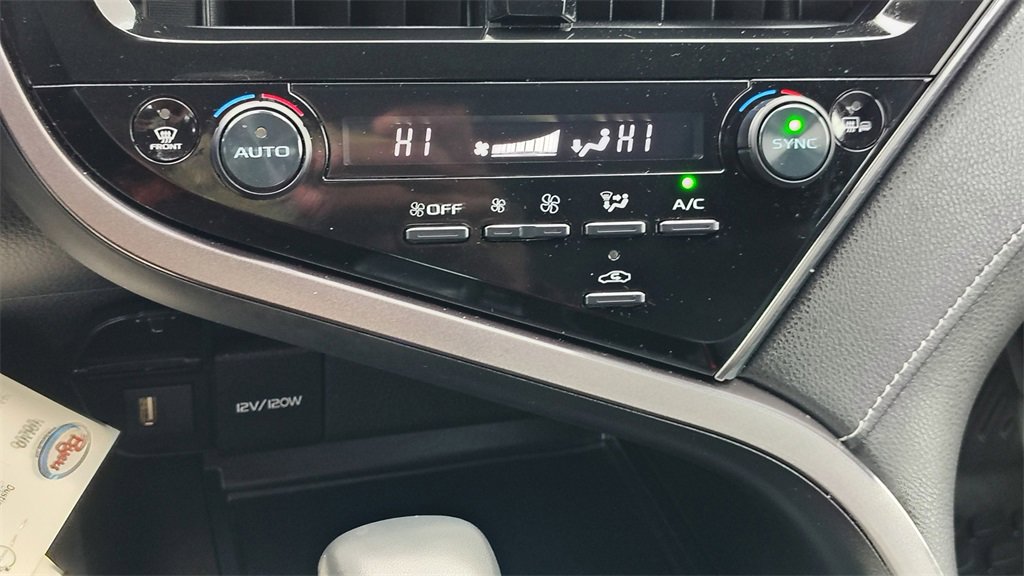 Used 2023 Toyota Camry SE image 22