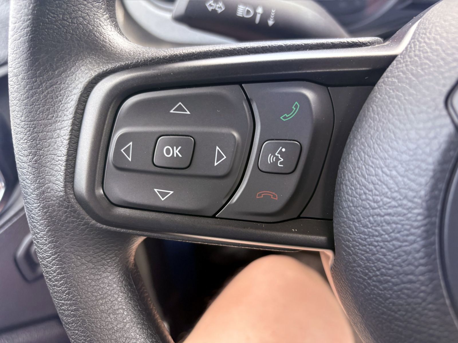 Used 2025 Jeep Wrangler Sport image 10