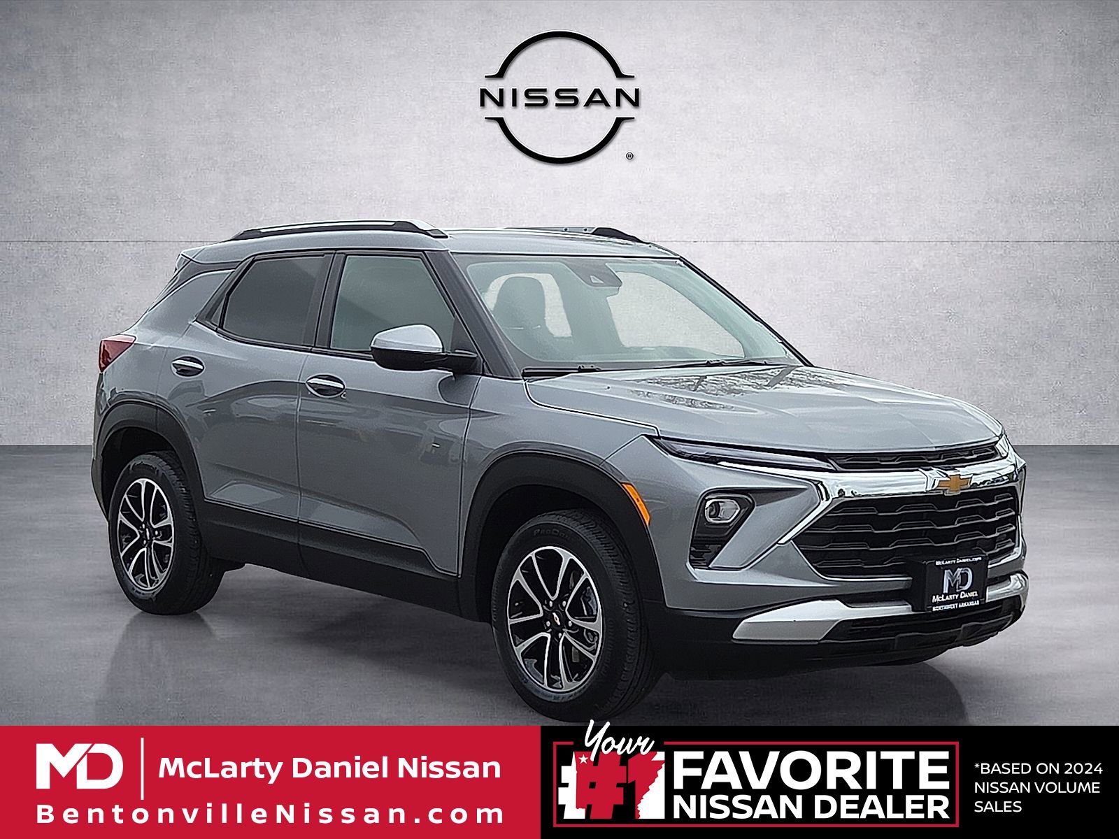 Used 2025 Chevrolet TrailBlazer LT AWD/4WD image 1