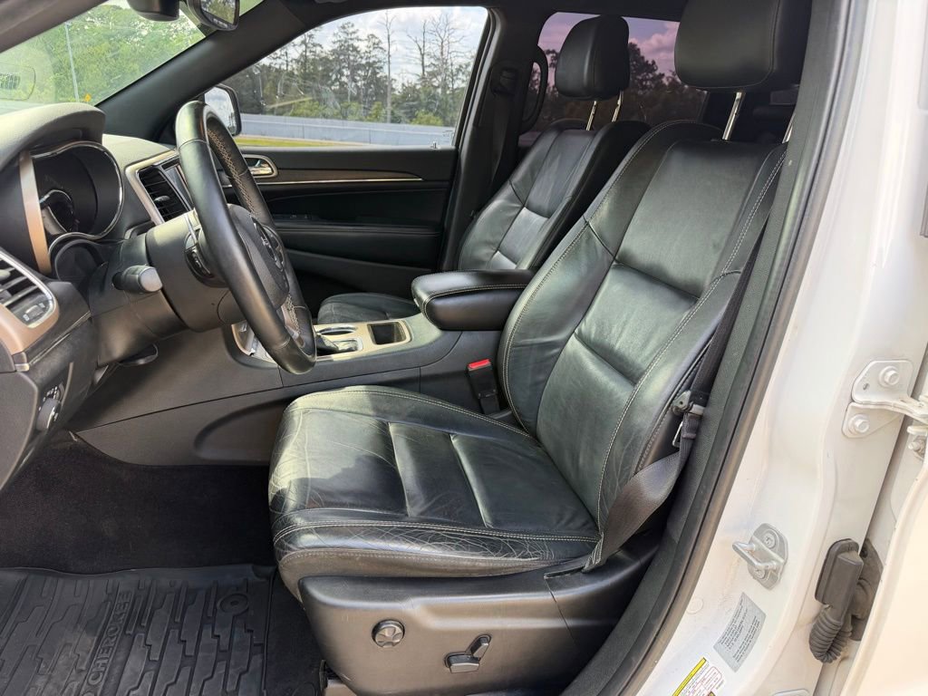 Used 2017 Jeep Grand Cherokee Limited RWD image 10