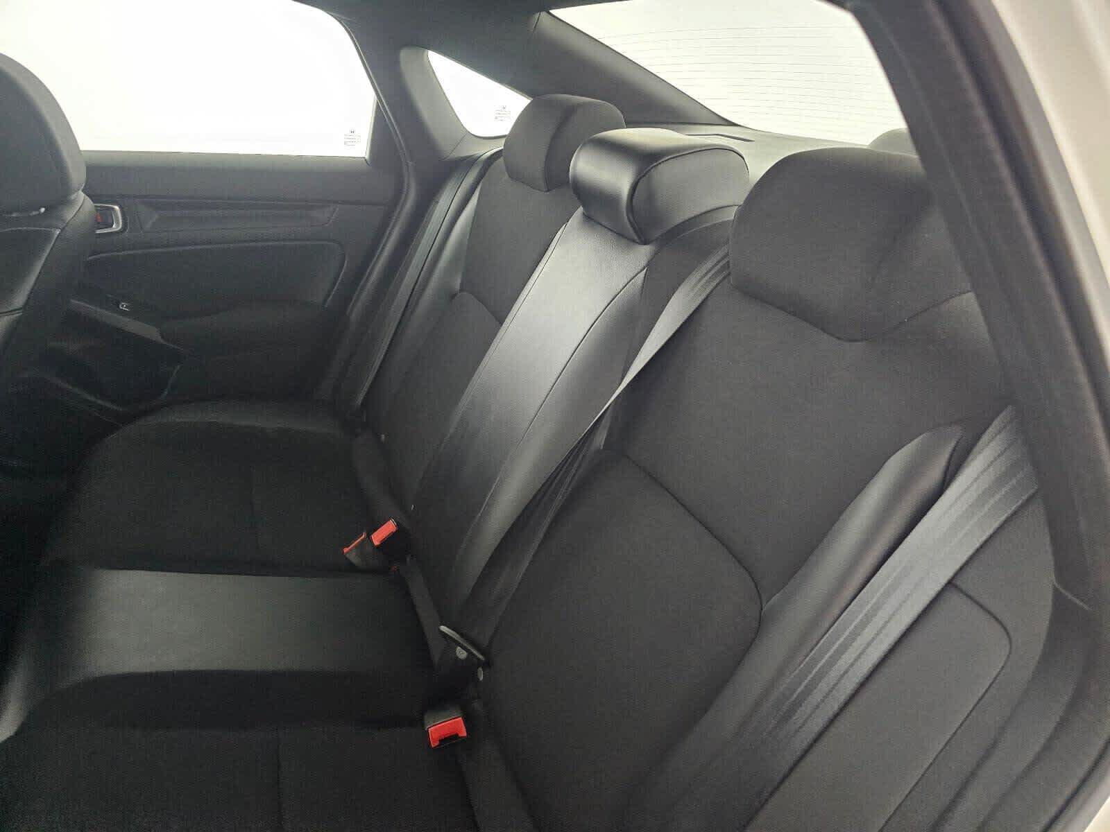 Used 2023 Honda Civic Sport image 17