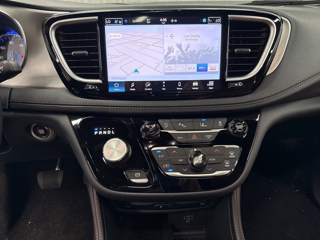 New 2026 Chrysler Pacifica Pinnacle image 27