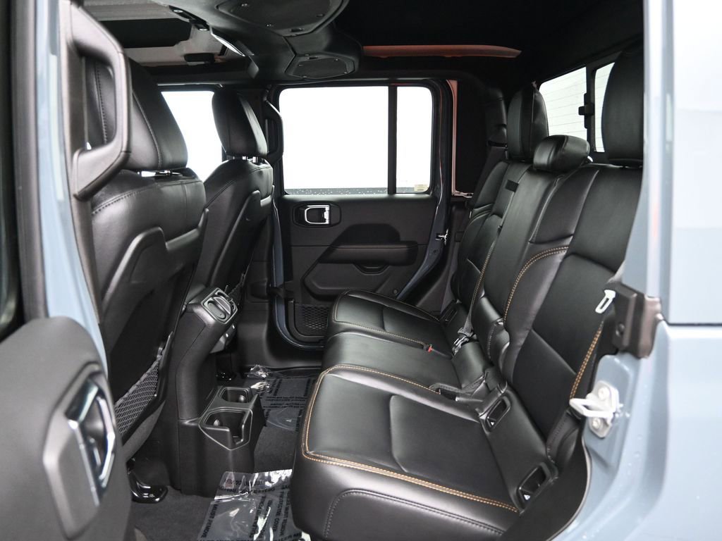 New 2025 Jeep Gladiator Willys image 31