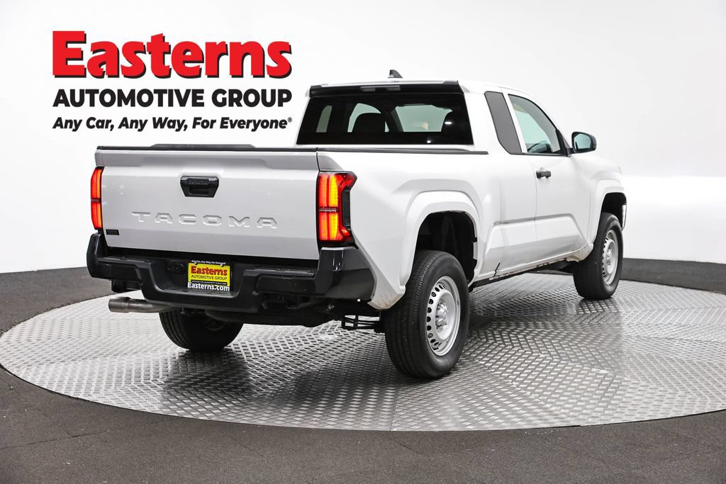 Used 2025 Toyota Tacoma SR RWD image 5