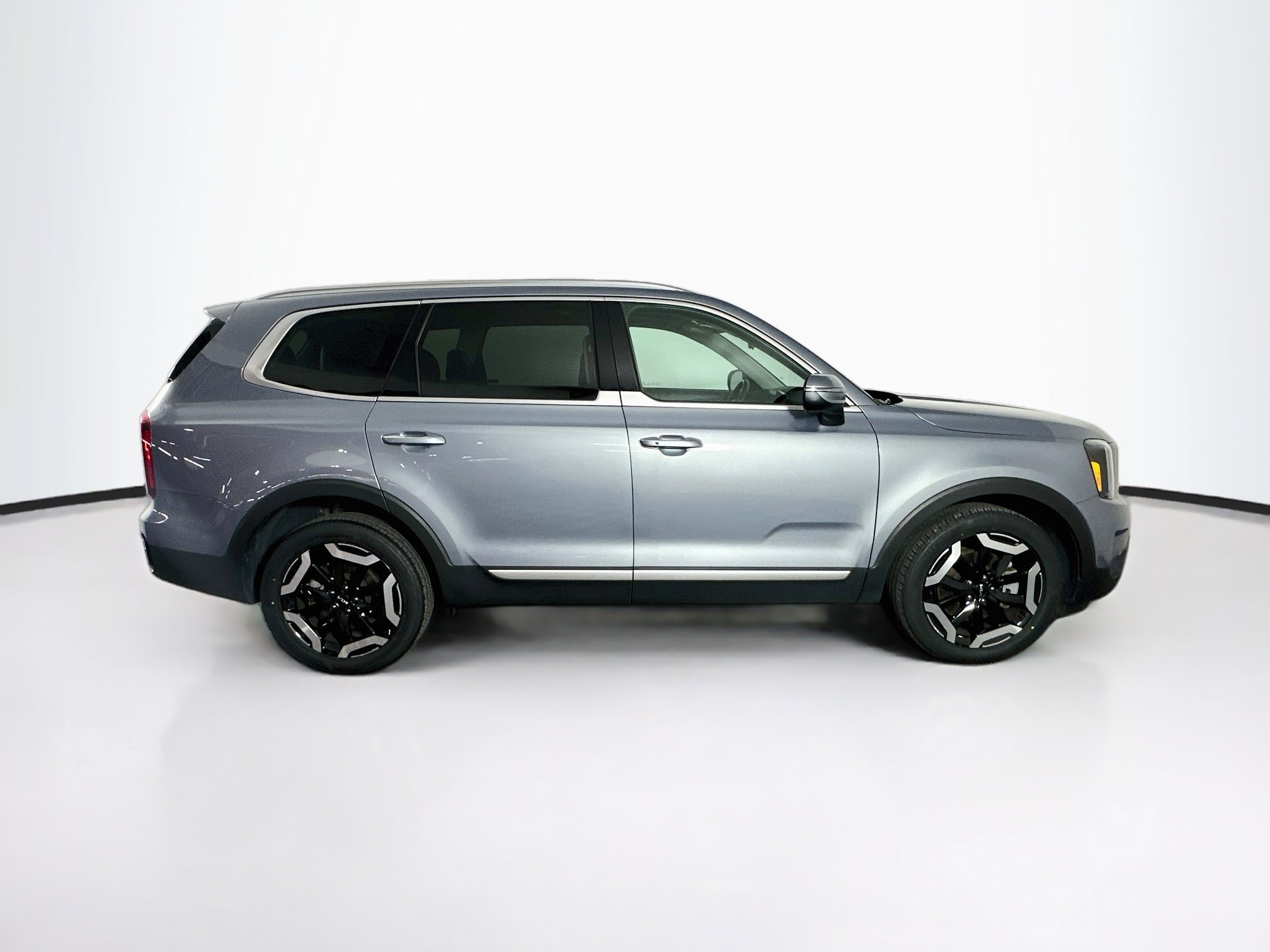 Used 2025 Kia Telluride S AWD/4WD image 10