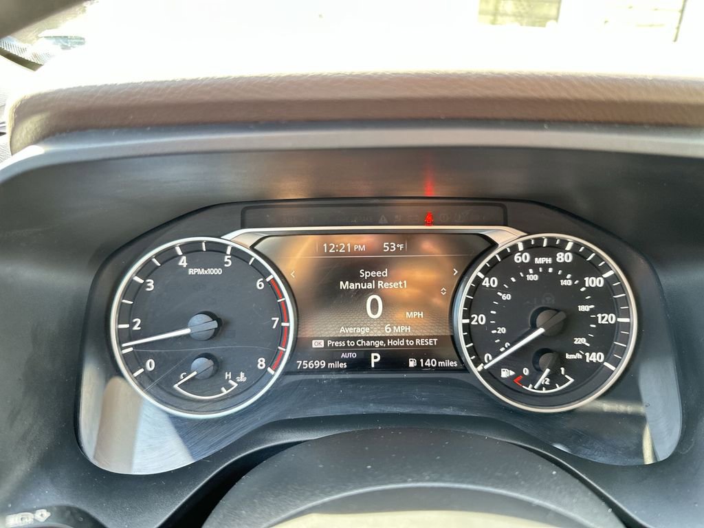 Used 2023 Nissan Rogue SV image 10