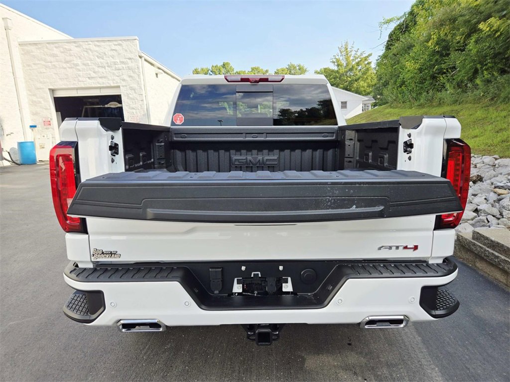 New 2026 GMC Sierra 1500 AT4 w/ AT4 Premium Package image 18