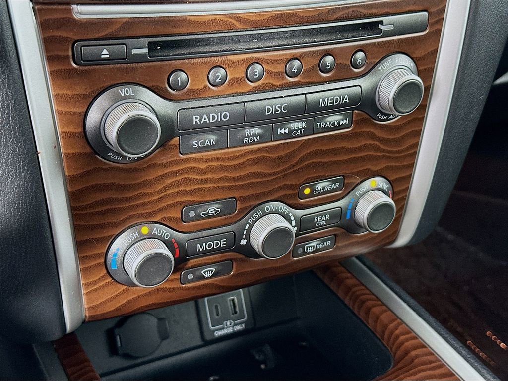 Used 2019 Nissan Pathfinder Platinum image 16