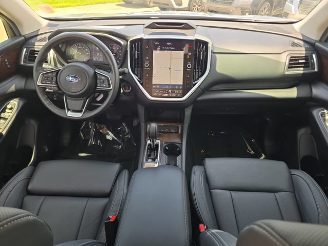 Used 2023 Subaru Ascent Touring AWD/4WD image 8