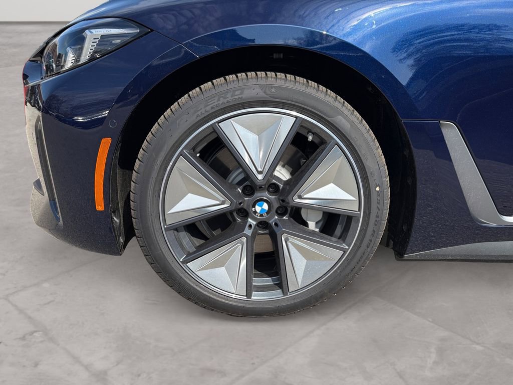 New 2026 BMW i4 xDrive40i w/ Premium Package image 14