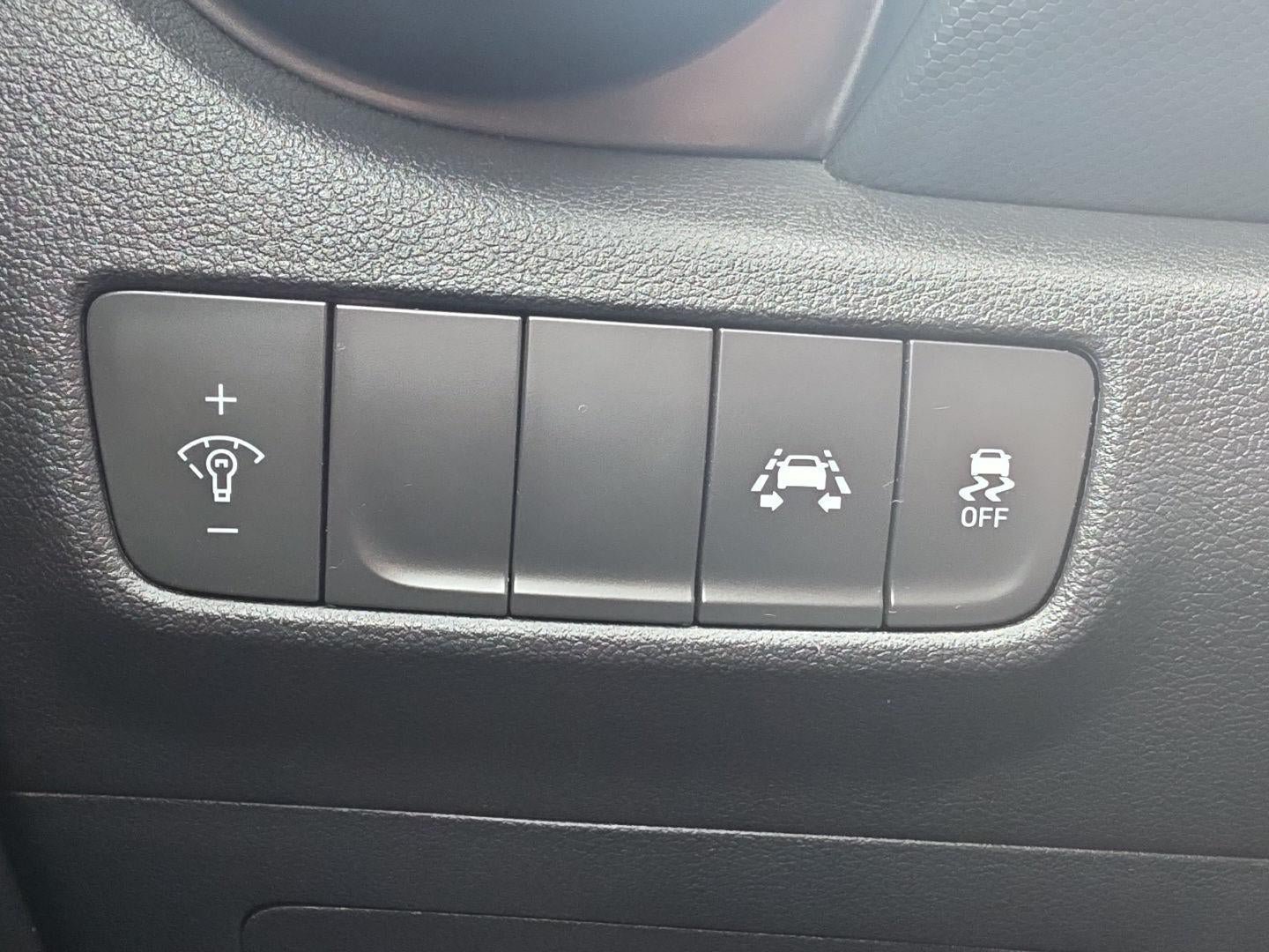 Used 2020 Hyundai Kona SE FWD image 23