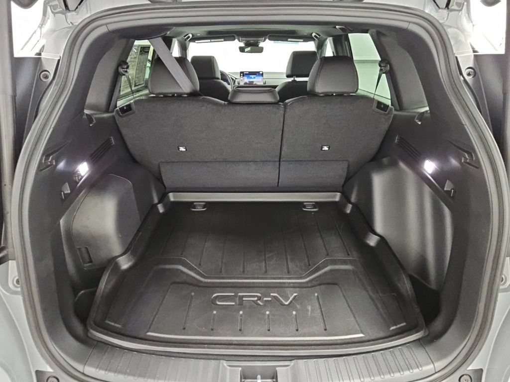 Used 2026 Honda CR-V Sport-L image 32
