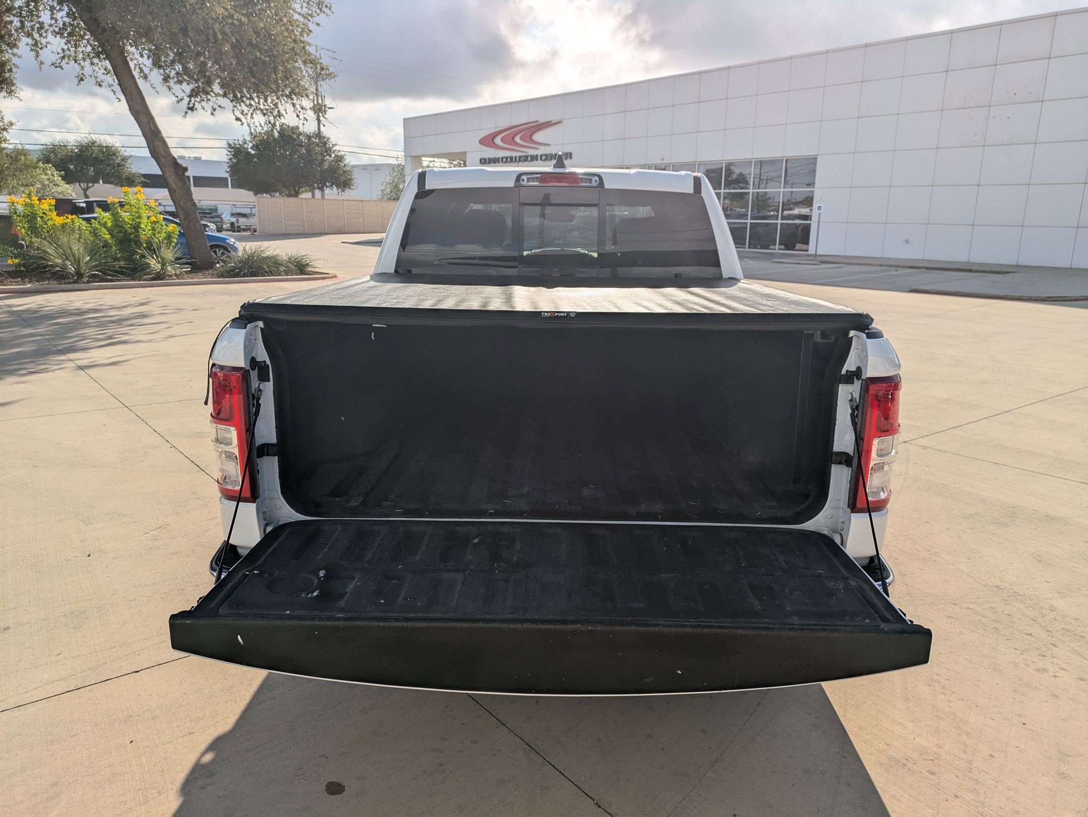 Used 2021 RAM 1500 Lone Star image 25