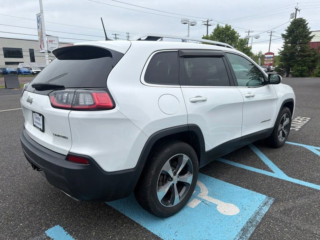 Used 2019 Jeep Cherokee Limited AWD/4WD image 6