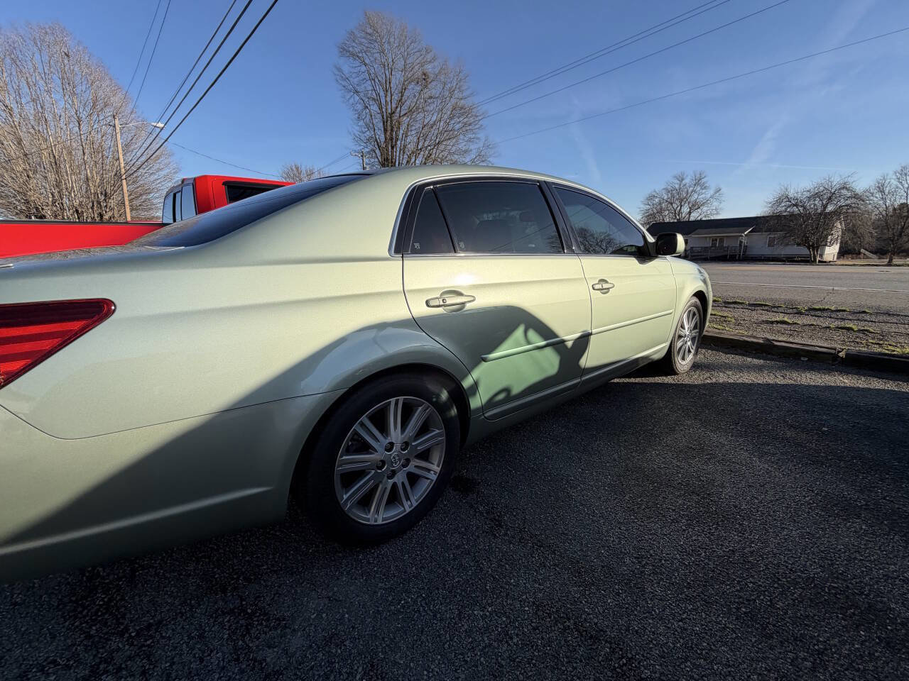 Used 2007 Toyota Avalon Limited FWD image 3