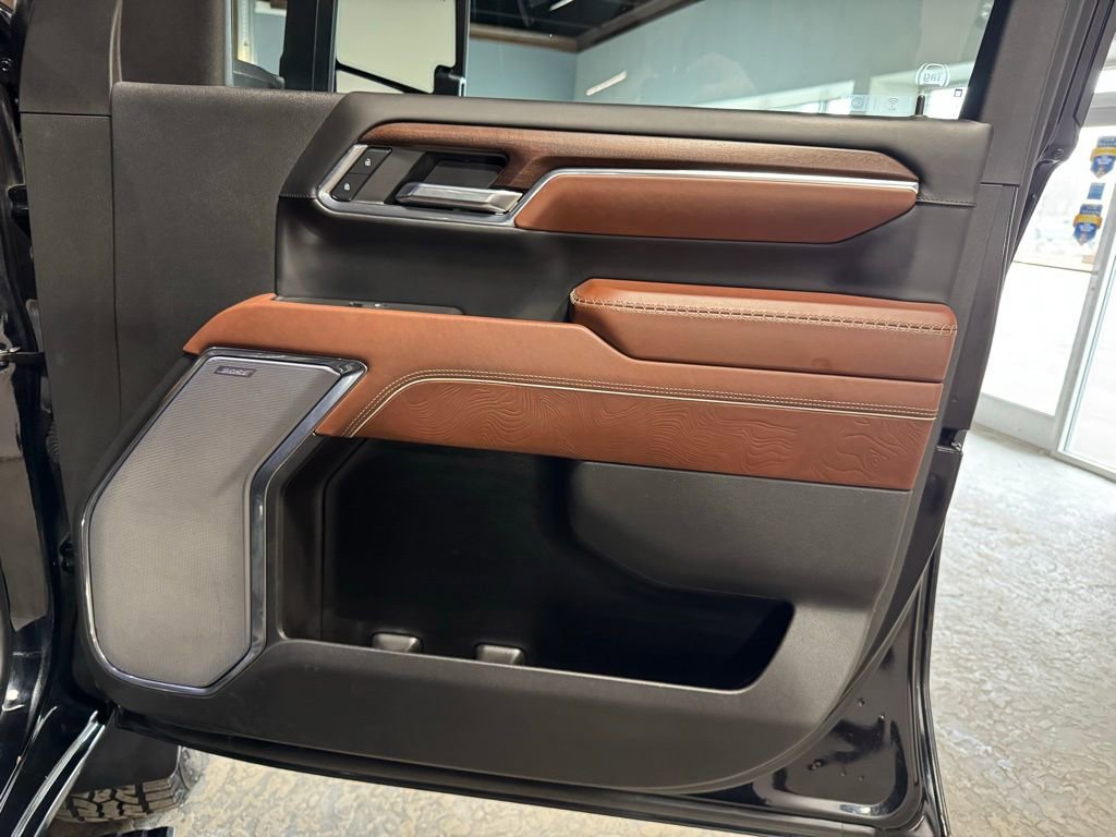 Used 2024 GMC Sierra 2500 Denali Ultimate w/ LPO, GMC Protection Package image 22