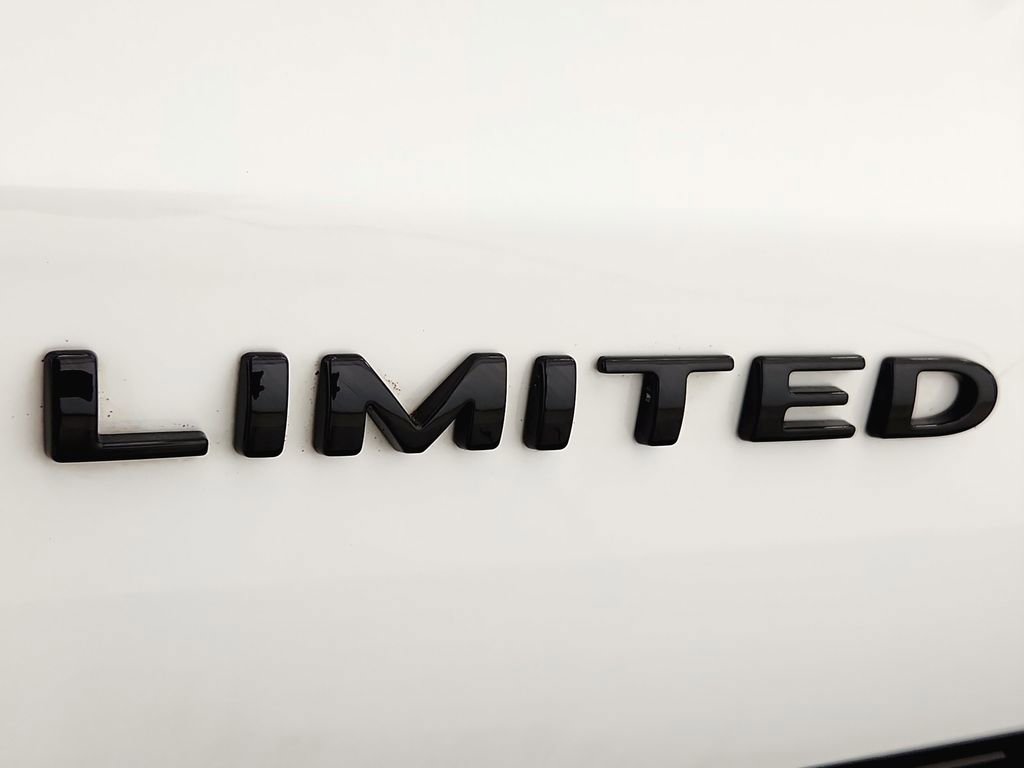 Used 2020 Ford Expedition Max Limited w/ Equipment Group 303A AWD/4WD image 39