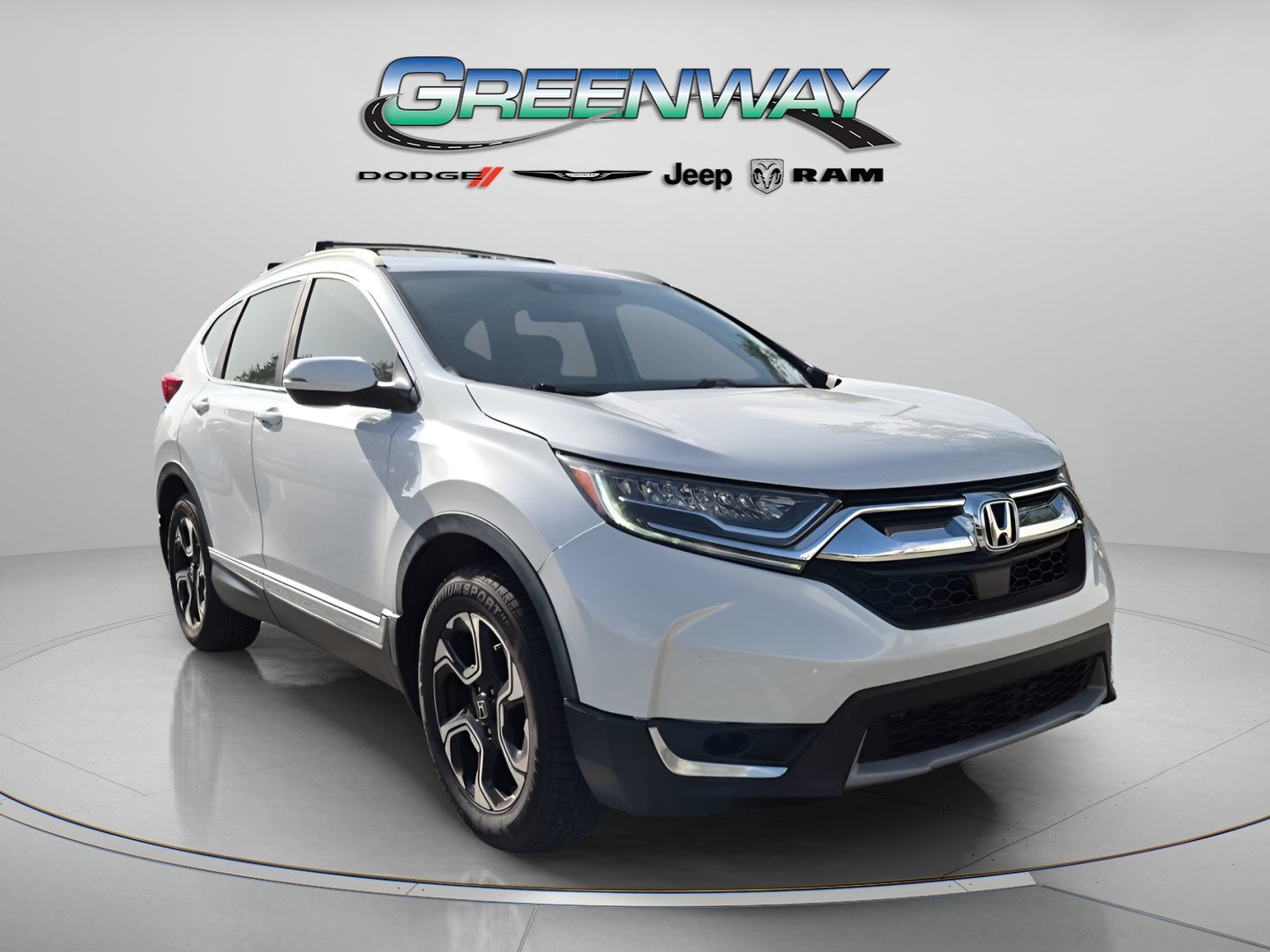 Used 2019 Honda CR-V Touring image 1