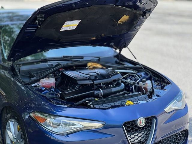 Used 2017 Alfa Romeo Giulia AWD image 40