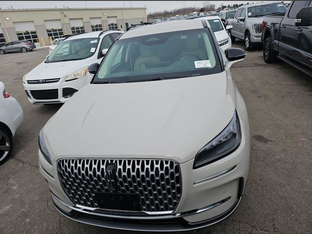 Used 2024 Lincoln Corsair AWD w/ Equipment Group 101A image 6
