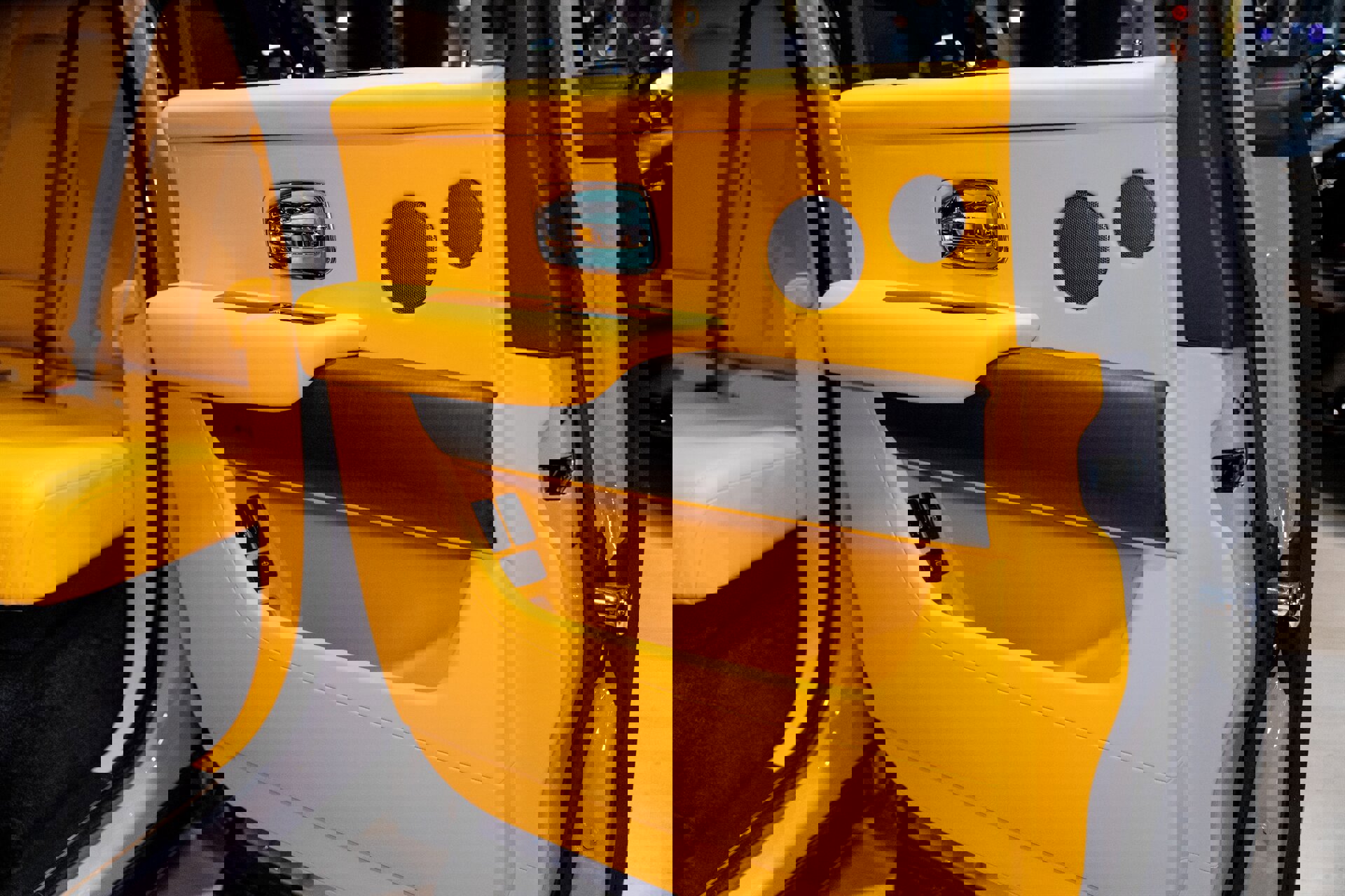 Used 2026 Rolls-Royce Cullinan image 8