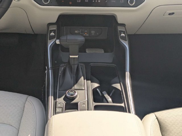 New 2026 Kia Sorento S FWD image 19