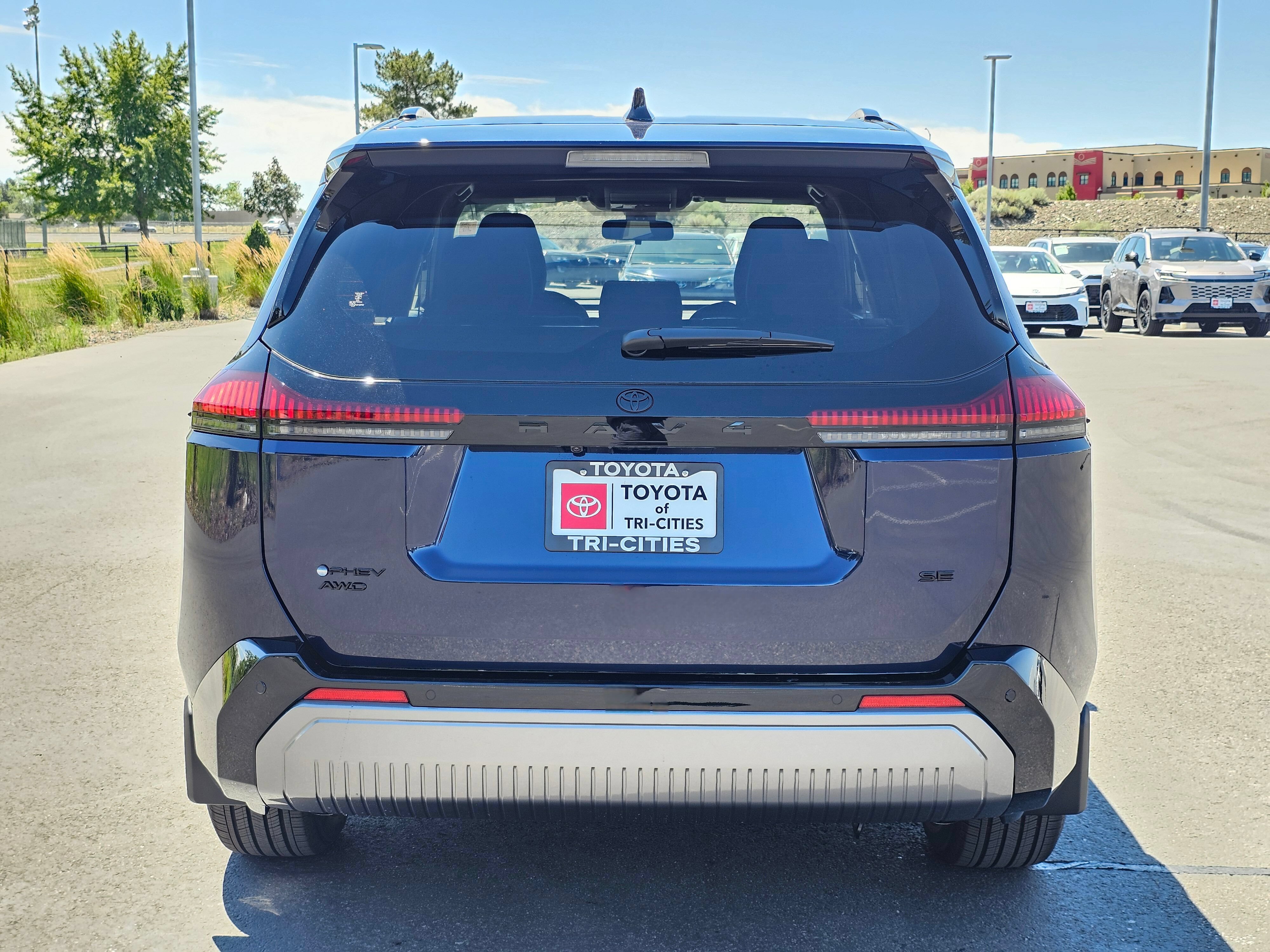 Used 2026 Toyota RAV4 SE w/ Convenience Package AWD/4WD image 35