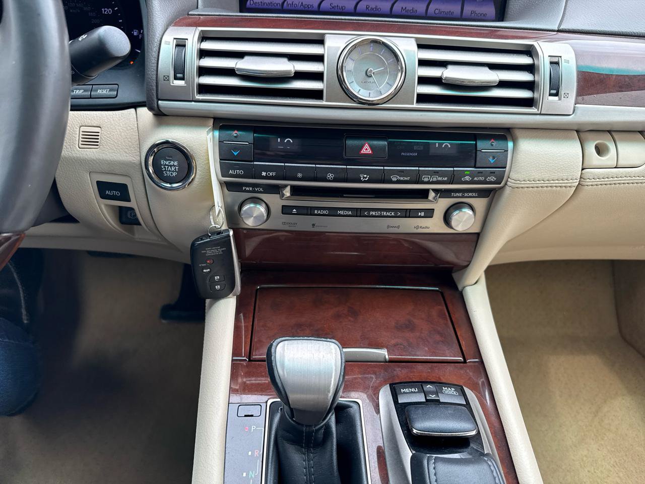 Used 2013 Lexus LS 460 w/ Comfort Pkg RWD image 29