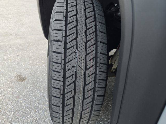 Certified 2024 GMC Sierra 2500 AT4 w/ Technology Package image 31